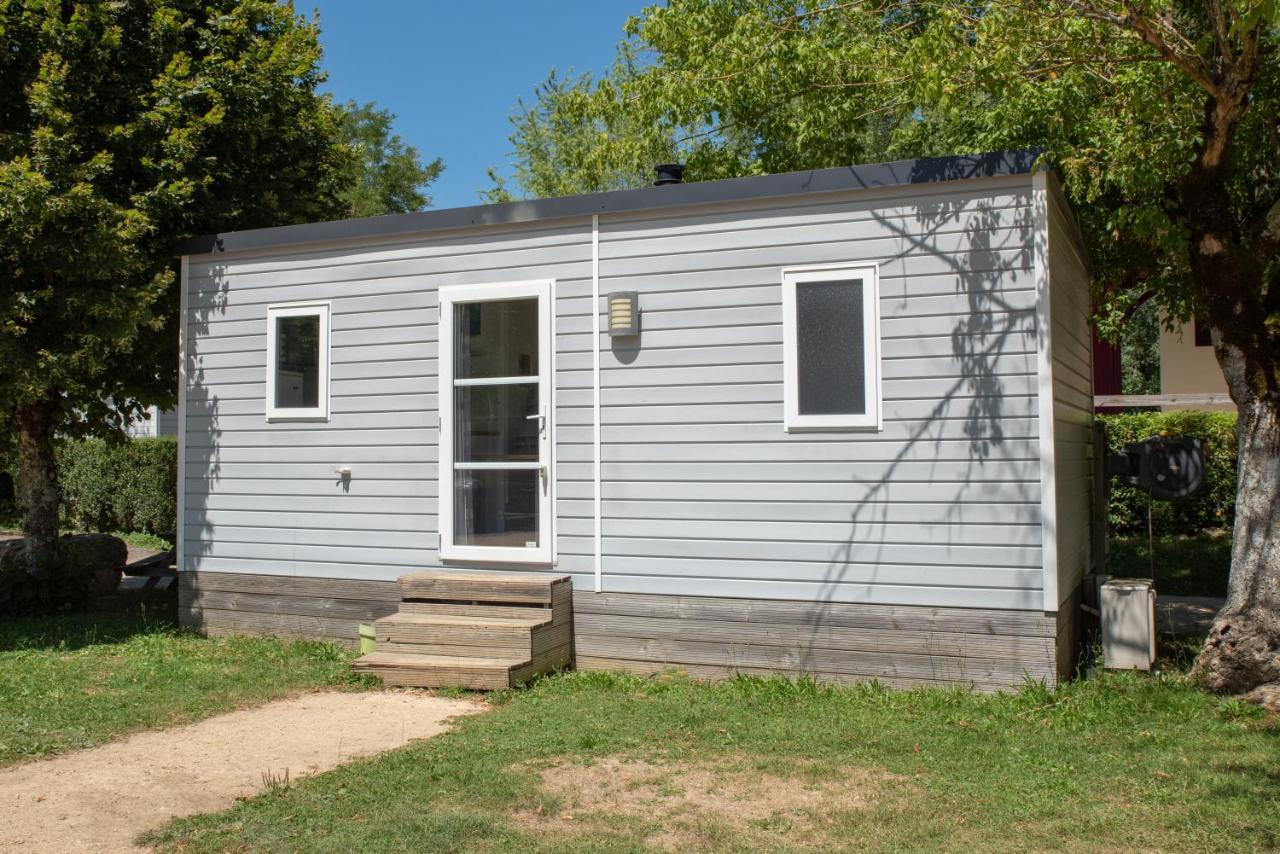 Camping Du Sevron Saint-Etienne-du-Bois  ภายนอก รูปภาพ