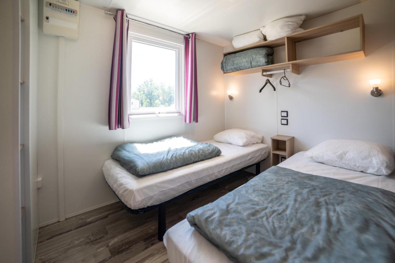 Camping Du Sevron Saint-Etienne-du-Bois  ภายนอก รูปภาพ